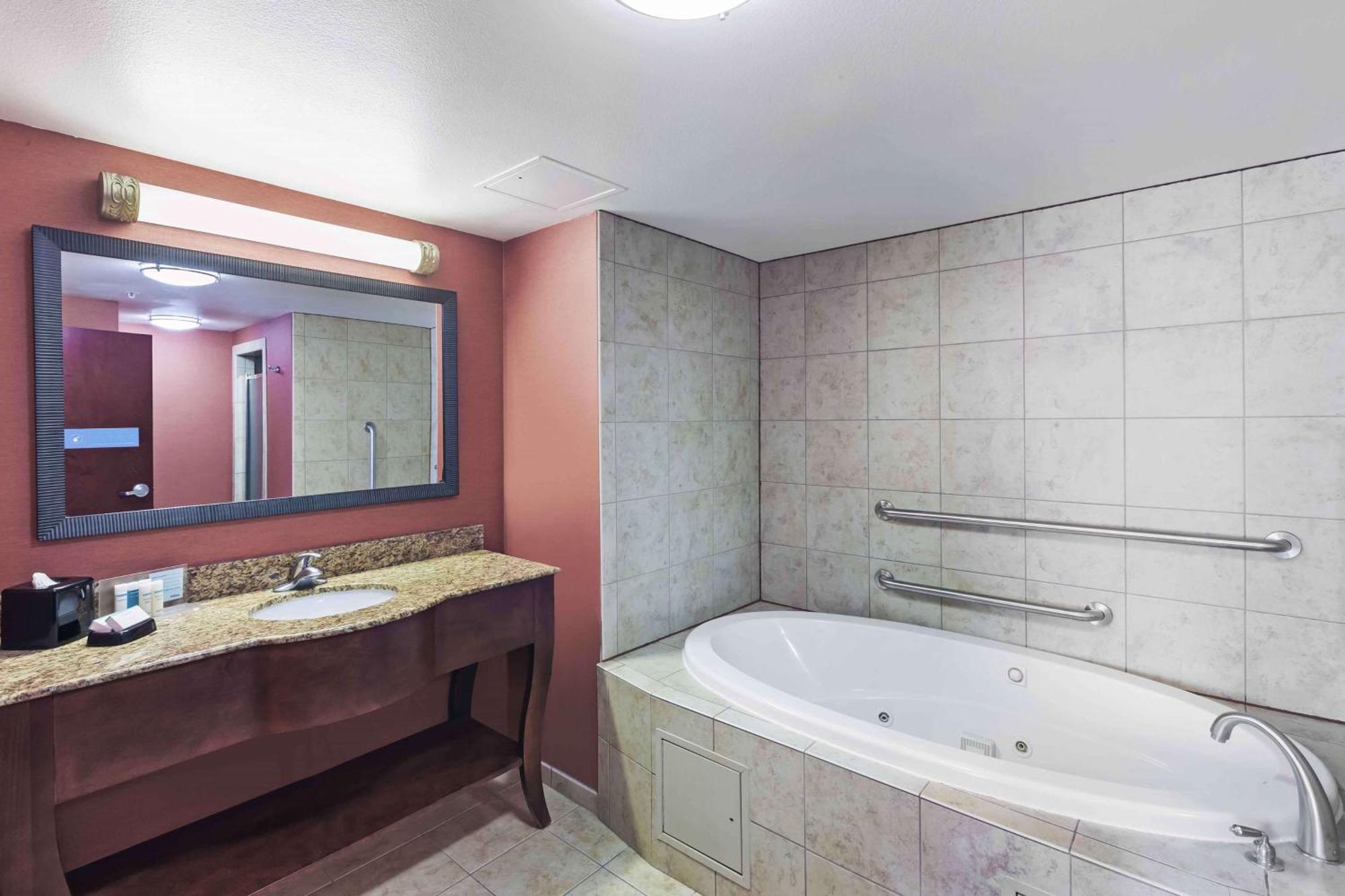 Hampton Inn & Suites Morgan City Ngoại thất bức ảnh